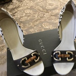 Beautiful Gucci Open Toe Sandals
